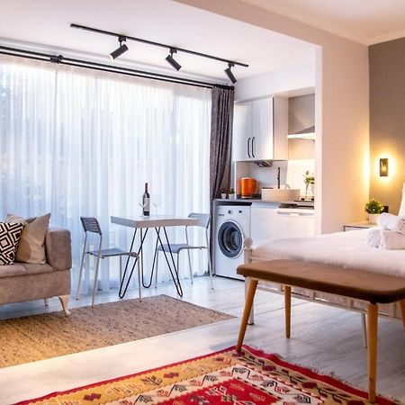 Апартаменты Invigorating Studio Flat Near Kordon In Alsancak Измир Экстерьер фото